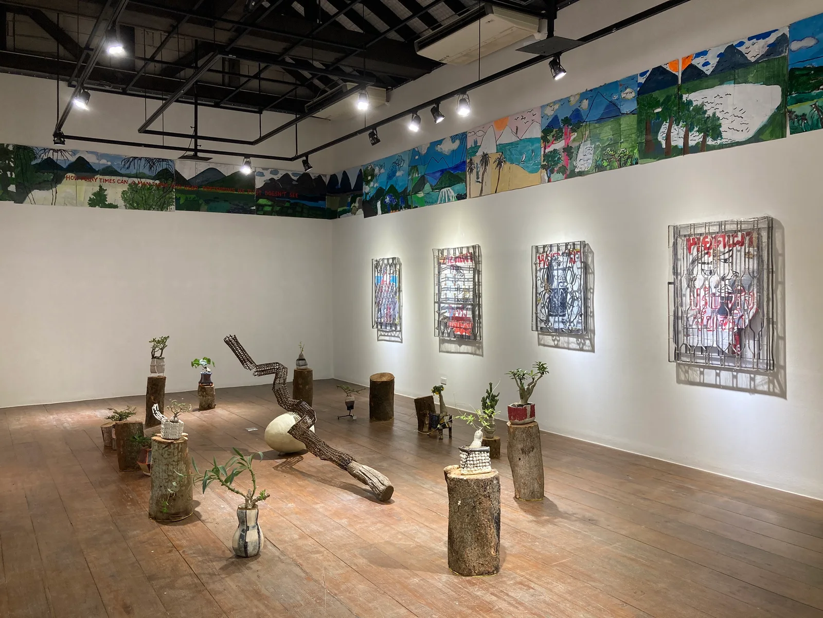 Warin Lab Contemporary : แกลเลอรี (ภาพจากเว็บไซต์ทางการ)