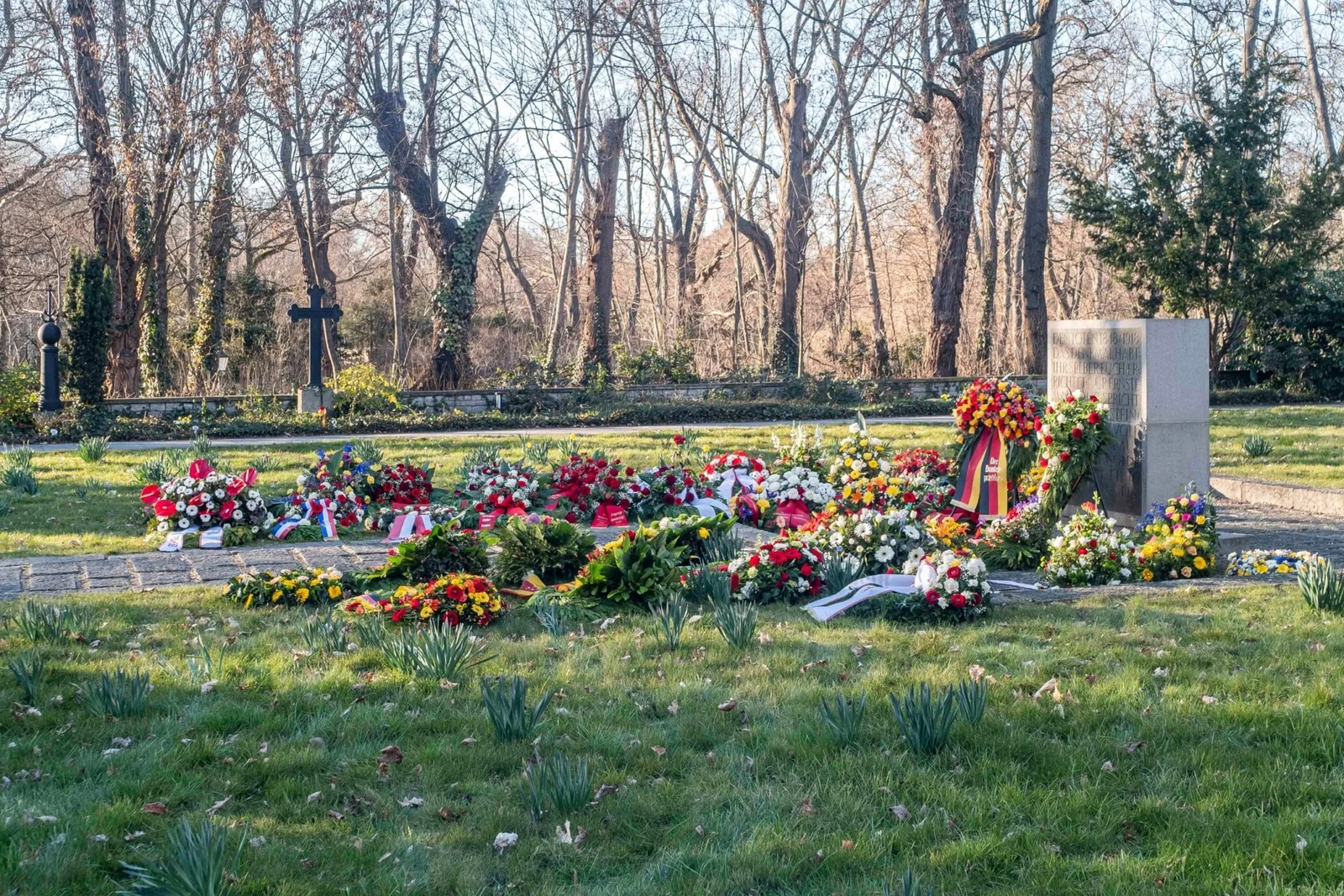 Friedhof der Märzgefallenen : Innenhof (Bild von der offiziellen Website)