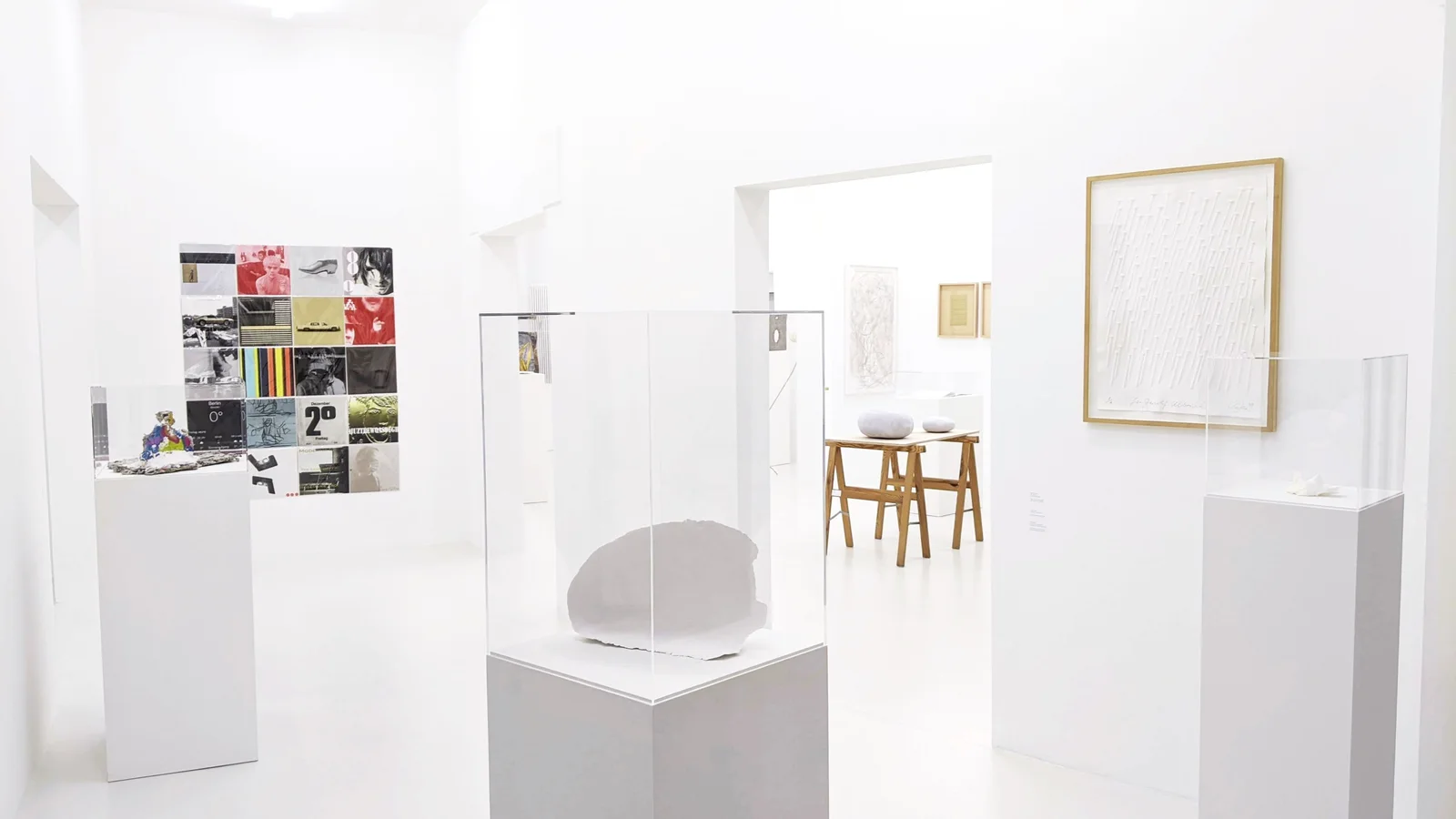Haus des Papiers: paper artworks displayed in the bright museum gallery