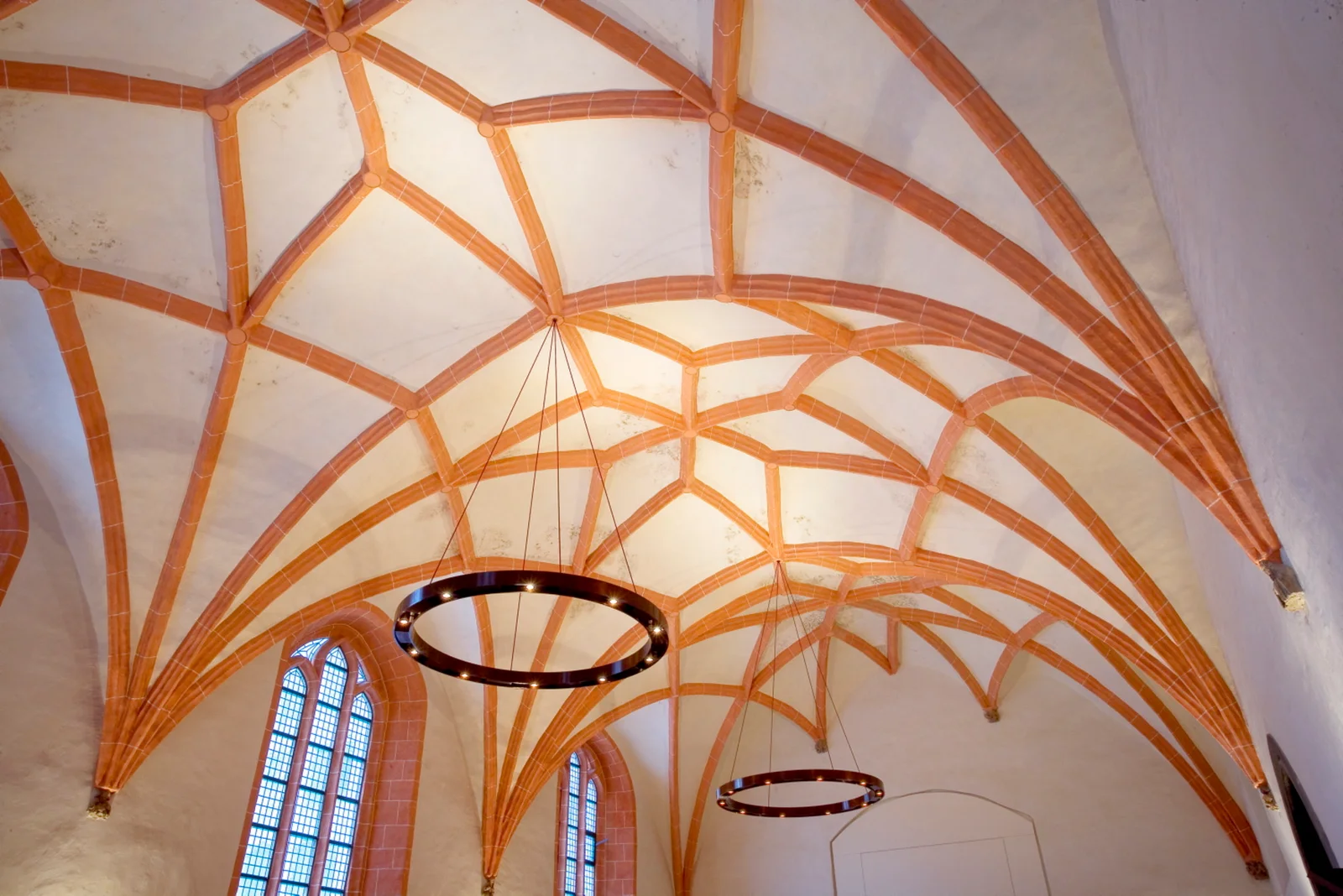 Heilig Geist Kapelle: the chapel's vaulted ceiling and tall windows