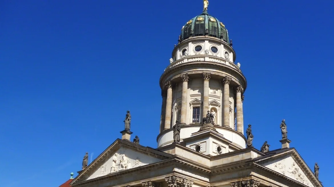 Hugenottenmuseum im Französischen Dom : Fassade (Bild von der offiziellen Website)