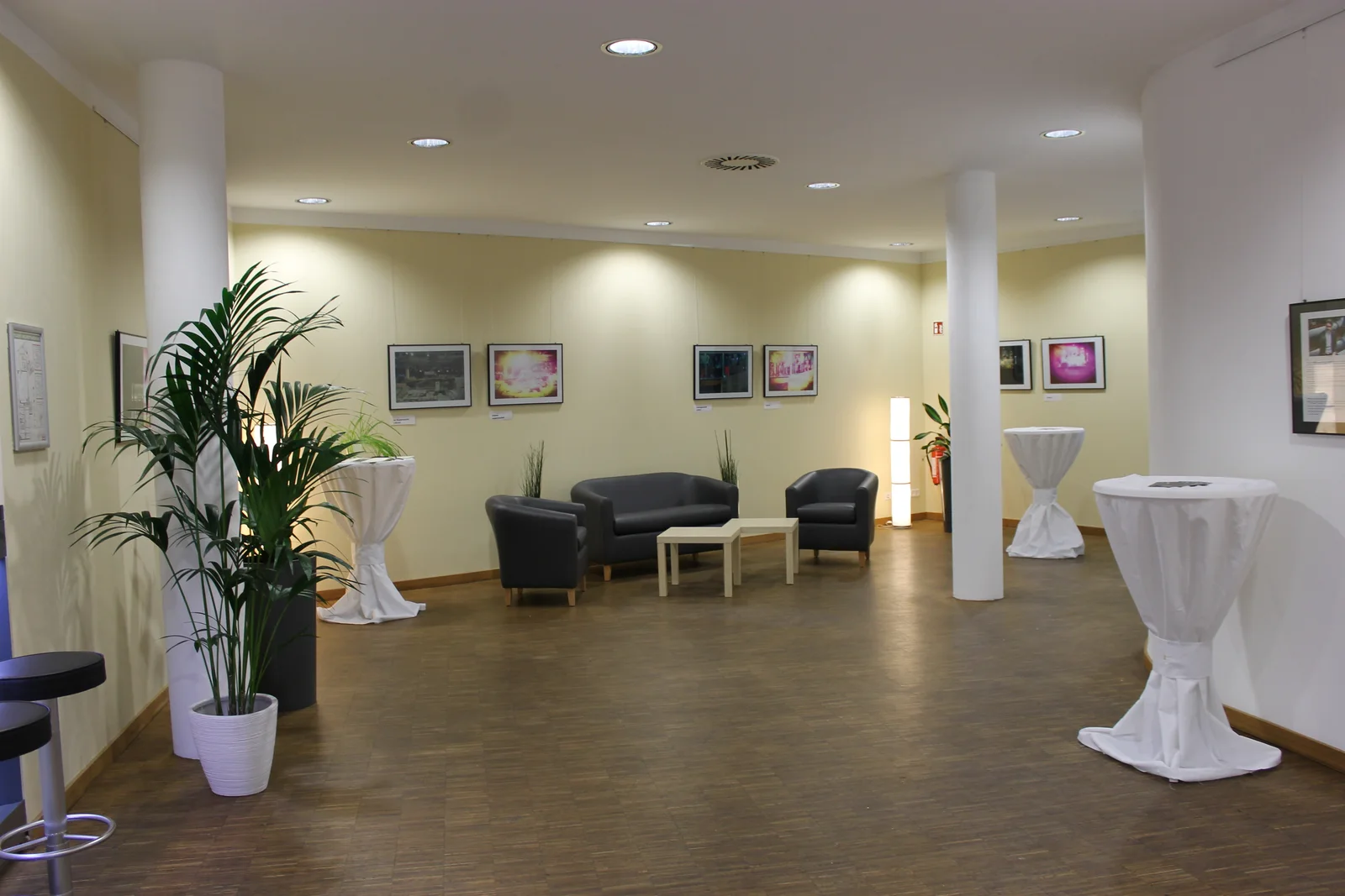 Kulturhaus Karlshorst: seating and artworks arranged through the bright cultural-centre foyer