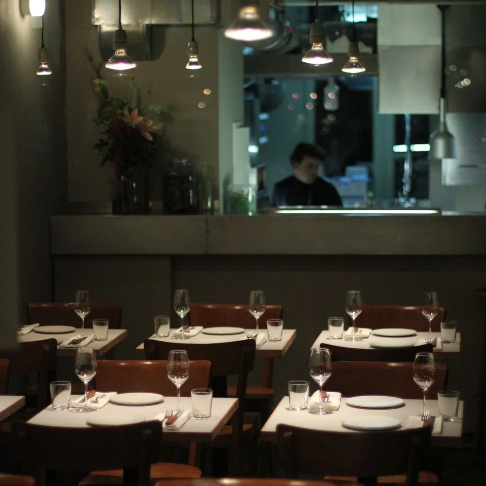 Otto: set tables and open kitchen view