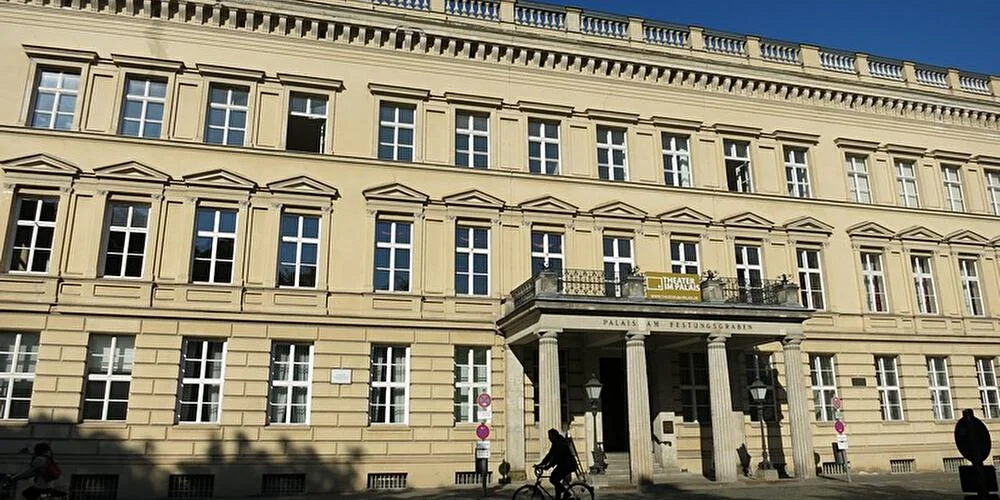 Theater im Palais: the theatre's classical facade on the Berlin street