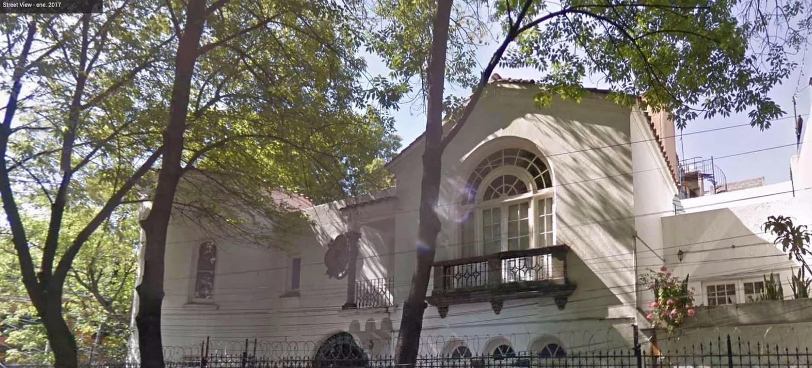 Centro de Creación Literaria Xavier Villaurrutia : Fachada (imagen del sitio oficial)