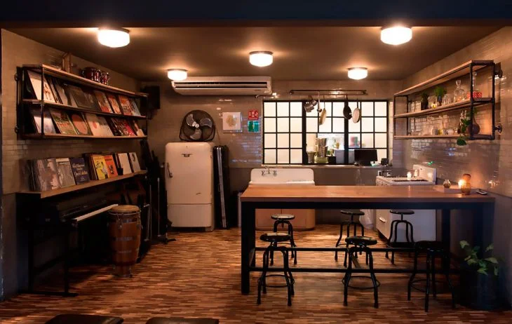 The furnished listening room at Departamento Studio Bar, Mexico City