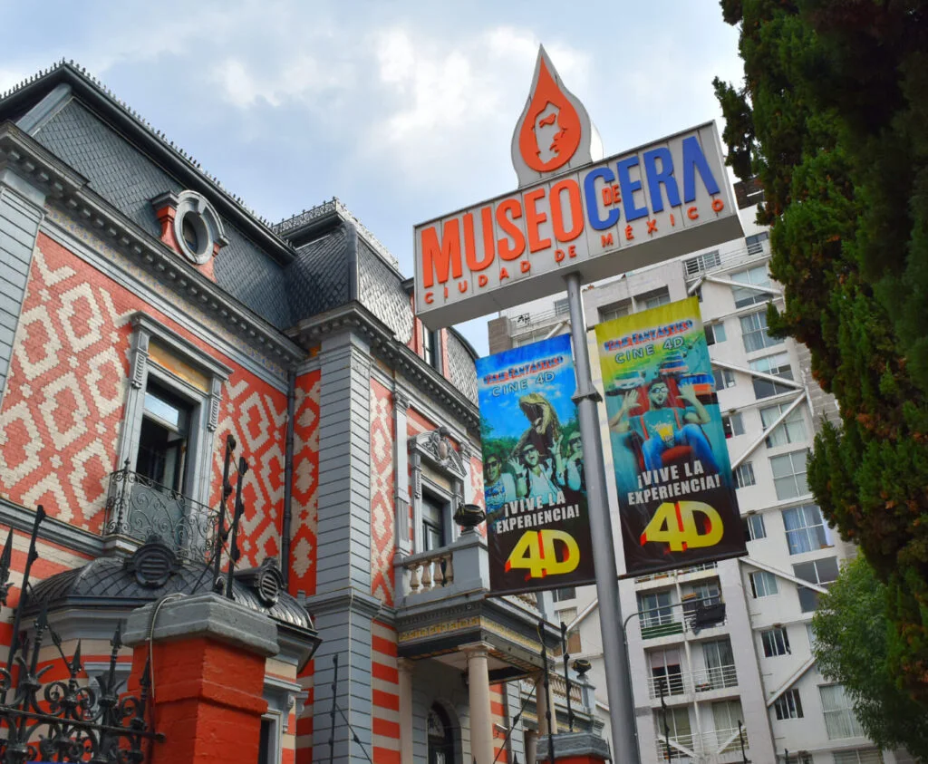 Museo de Cera de la Ciudad de México : Fachada