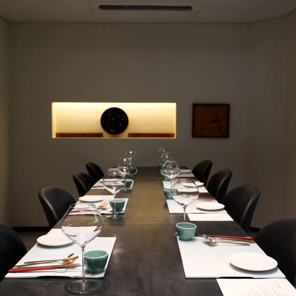 Haenam Cheonilgwan: long tasting table with set places