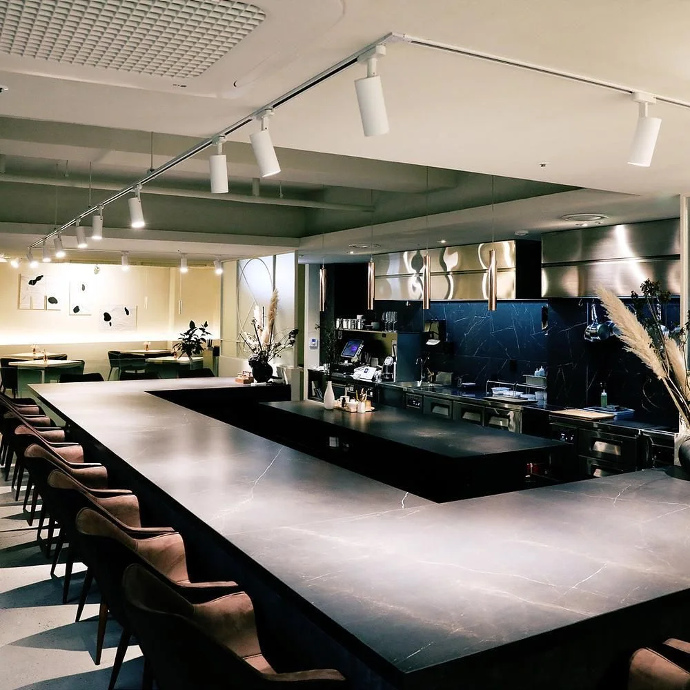 Soul: dining counter and open kitchen