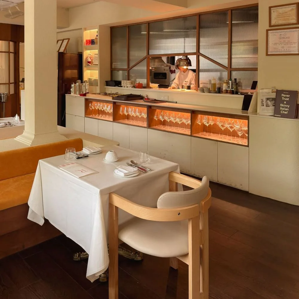 Trattoria Romagna: trattoria dining room and counter