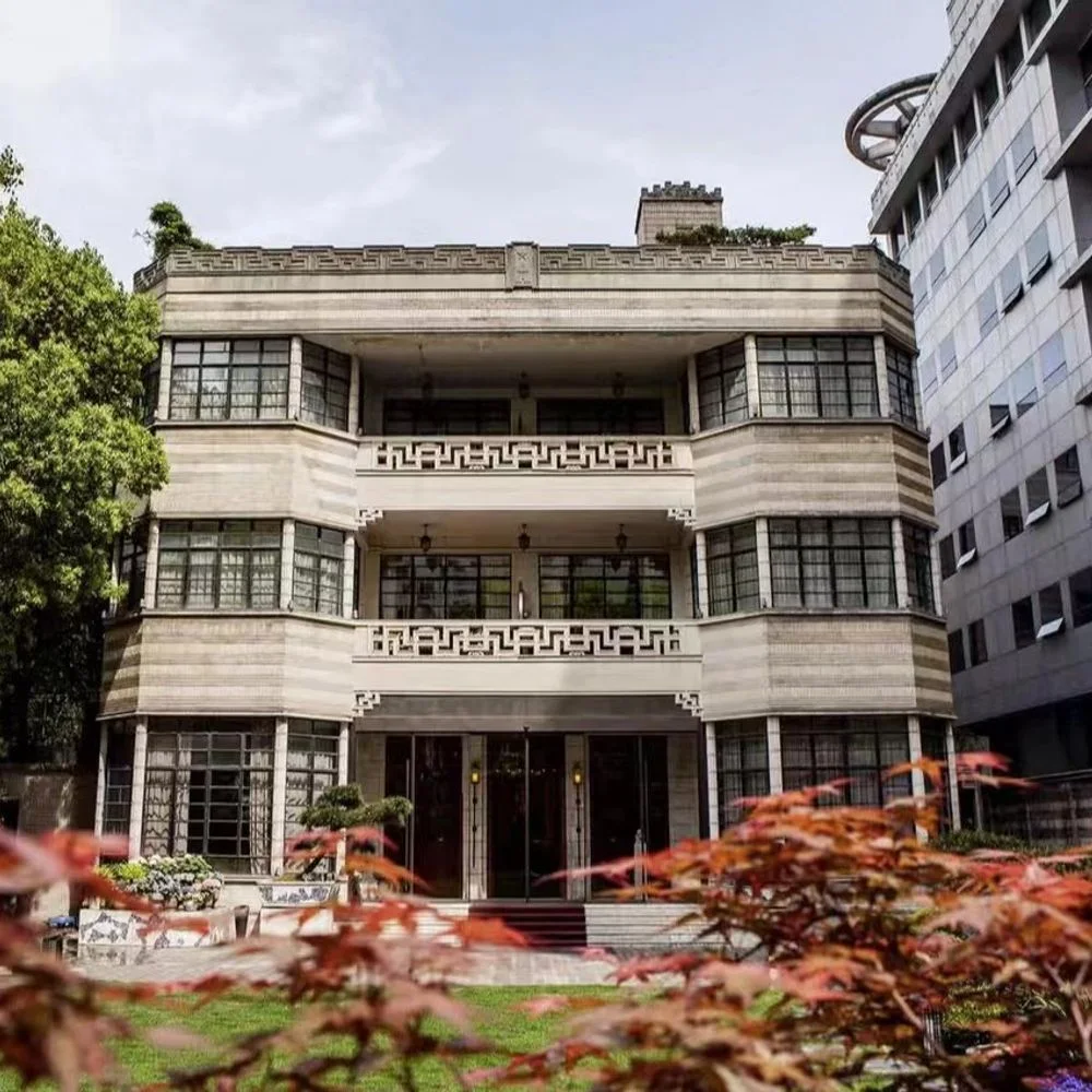 The House of Rong : 外观