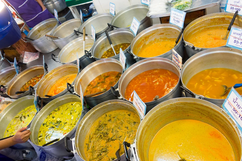 Food stalls at Or Tor Kor Market (2016)