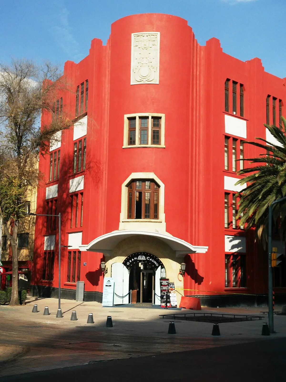 Fachada de Frontón México (2018)